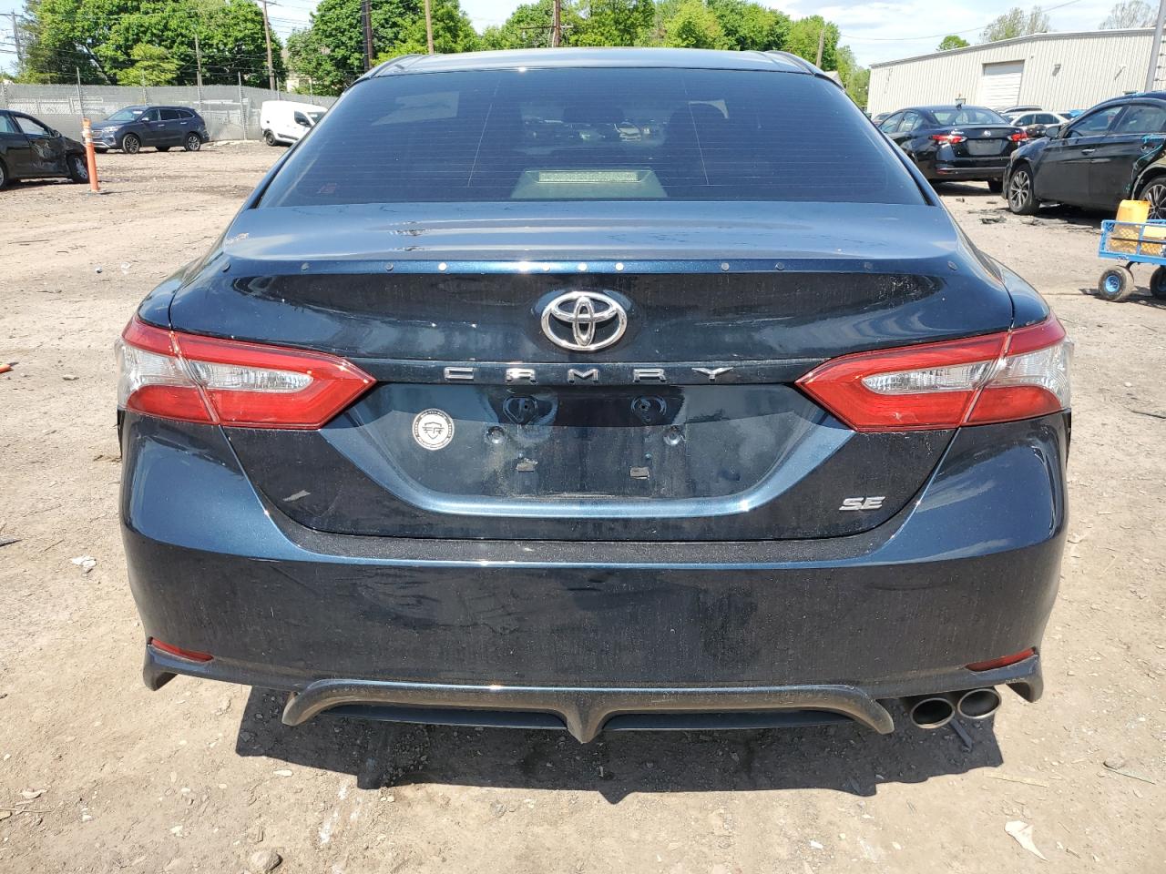 Photo 5 VIN: JTNB11HKXJ3010676 - TOYOTA CAMRY 