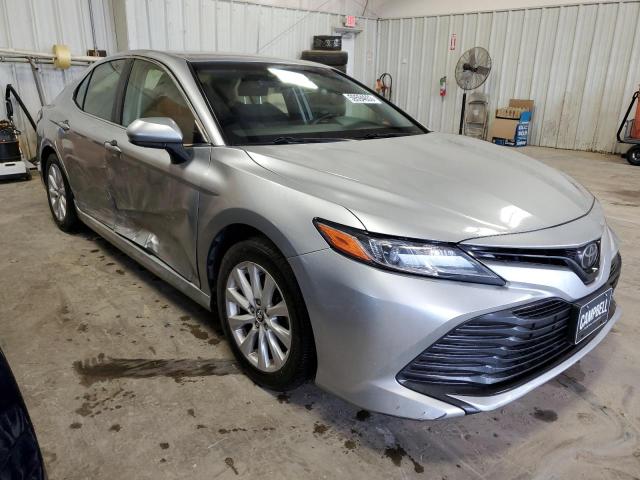 Photo 3 VIN: JTNB11HKXJ3012329 - TOYOTA CAMRY L 