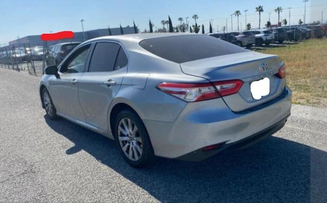 Photo 2 VIN: JTNB11HKXJ3012637 - TOYOTA CAMRY 