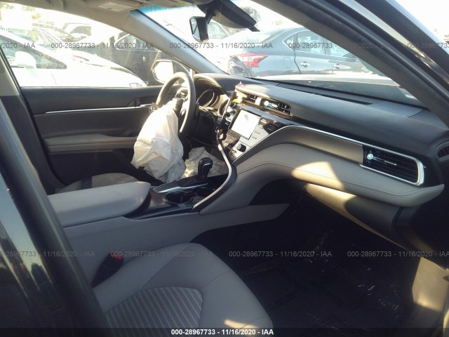 Photo 4 VIN: JTNB11HKXJ3025713 - TOYOTA CAMRY 