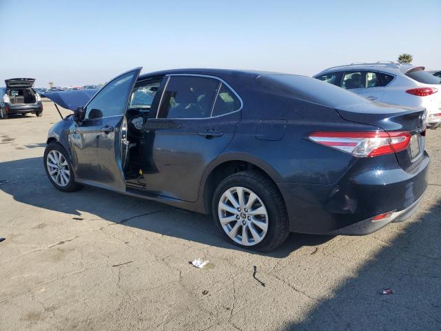 Photo 1 VIN: JTNB11HKXJ3026747 - TOYOTA CAMRY L 