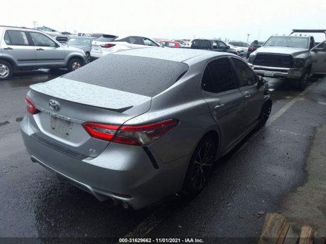 Photo 3 VIN: JTNB11HKXJ3030782 - TOYOTA CAMRY 