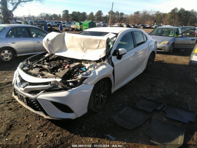 Photo 1 VIN: JTNB11HKXJ3040356 - TOYOTA CAMRY 