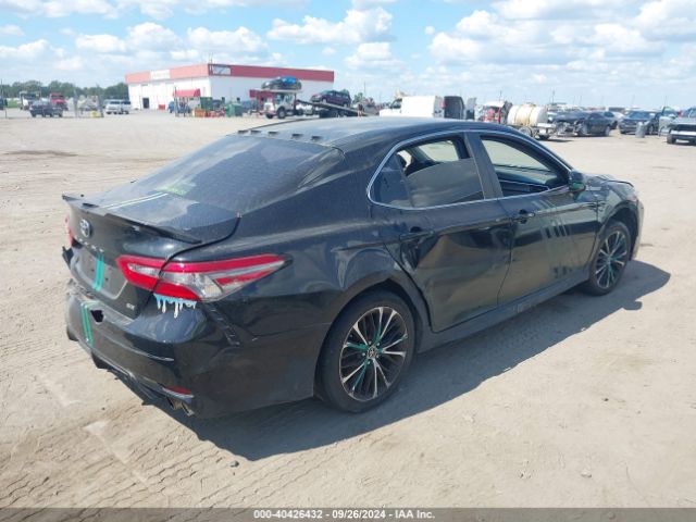 Photo 3 VIN: JTNB11HKXJ3049221 - TOYOTA CAMRY 