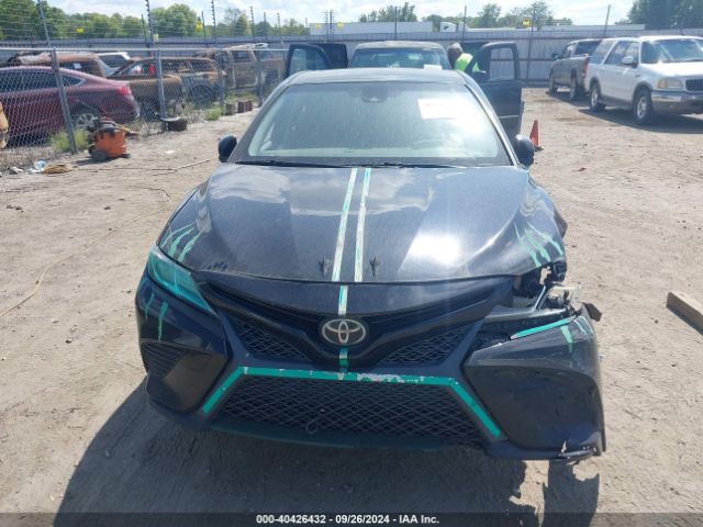 Photo 5 VIN: JTNB11HKXJ3049221 - TOYOTA CAMRY 