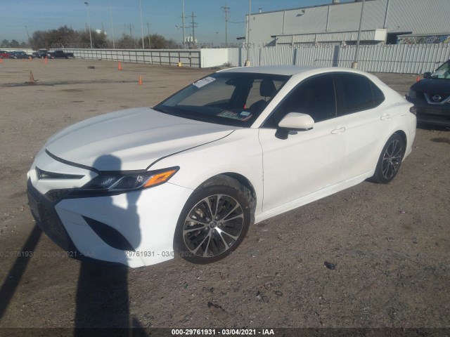 Photo 1 VIN: JTNB11HKXJ3050353 - TOYOTA CAMRY 