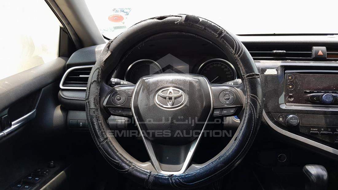 Photo 12 VIN: JTNB29HK2J3007699 - TOYOTA CAMRY 