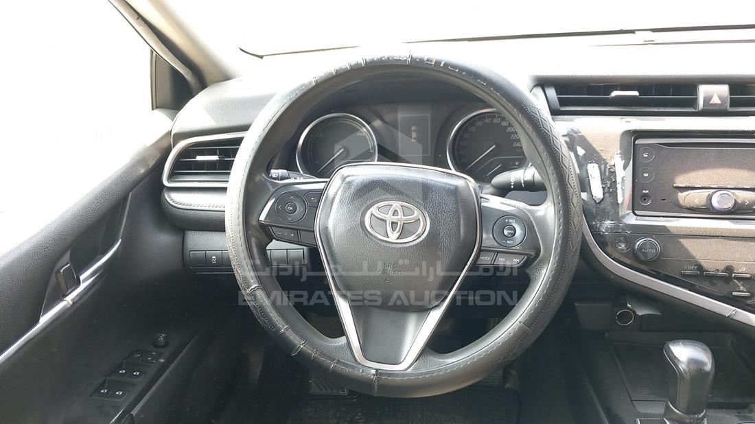 Photo 15 VIN: JTNB29HK2K3018638 - TOYOTA CAMRY 