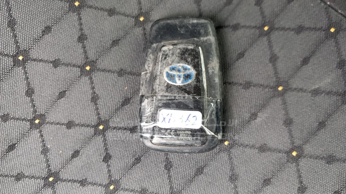 Photo 4 VIN: JTNB29HK2K3025685 - TOYOTA CAMRY 