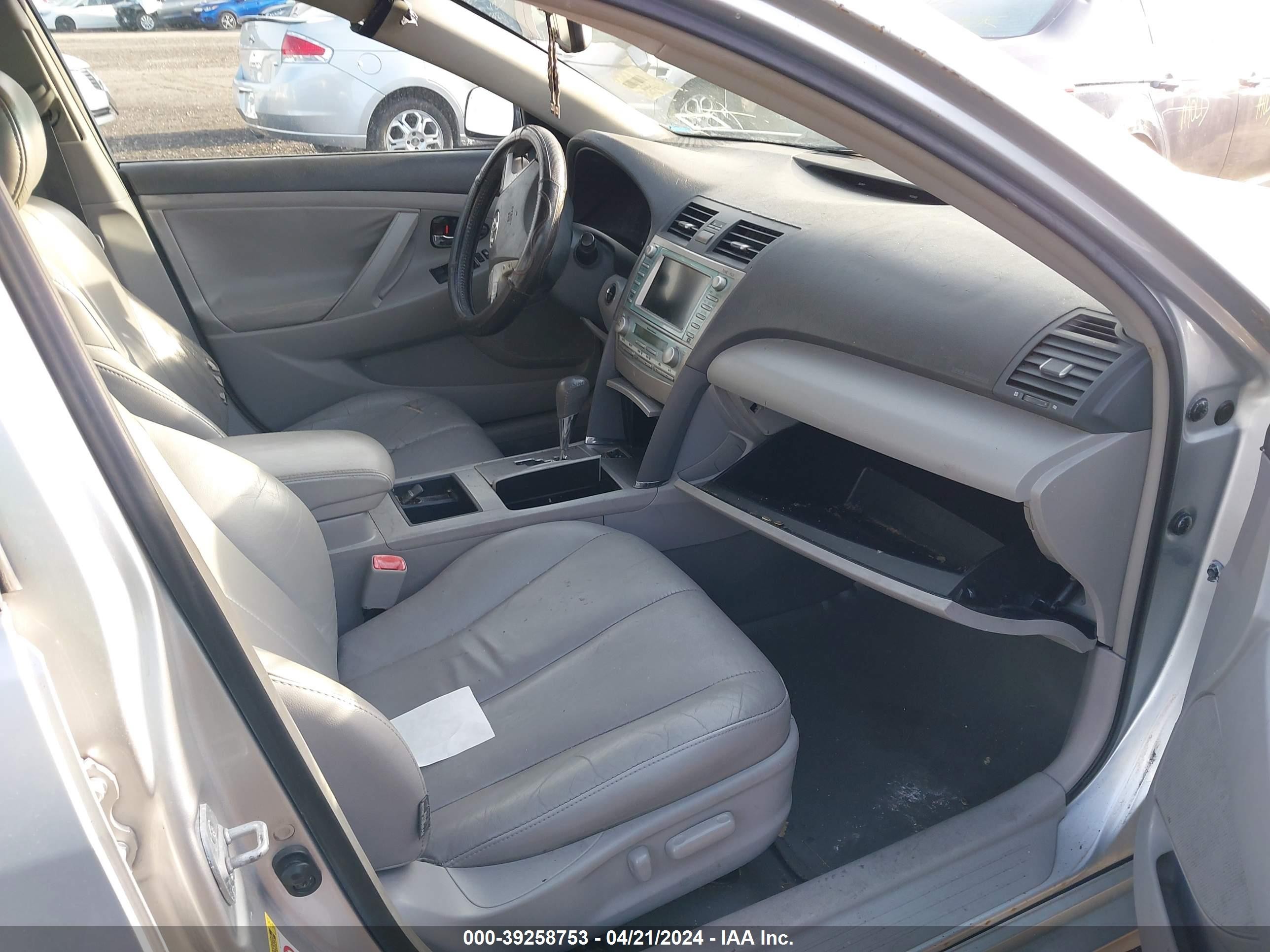 Photo 4 VIN: JTNBB46K173033533 - TOYOTA CAMRY 