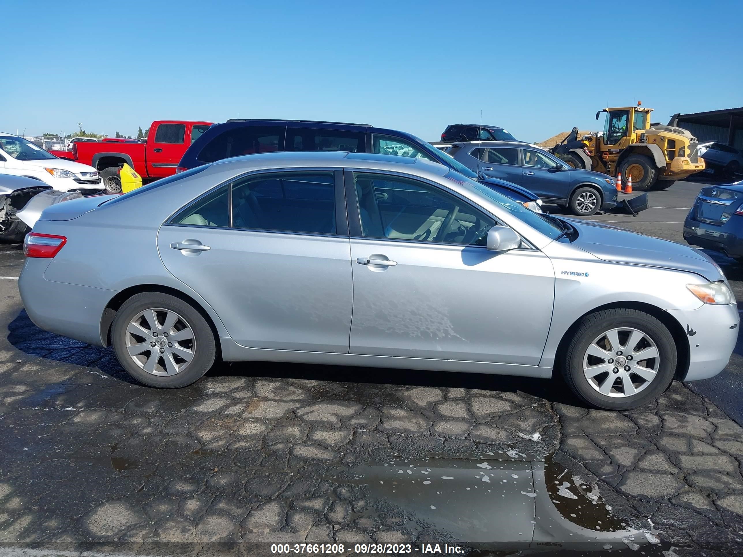 Photo 12 VIN: JTNBB46K773032385 - TOYOTA CAMRY 