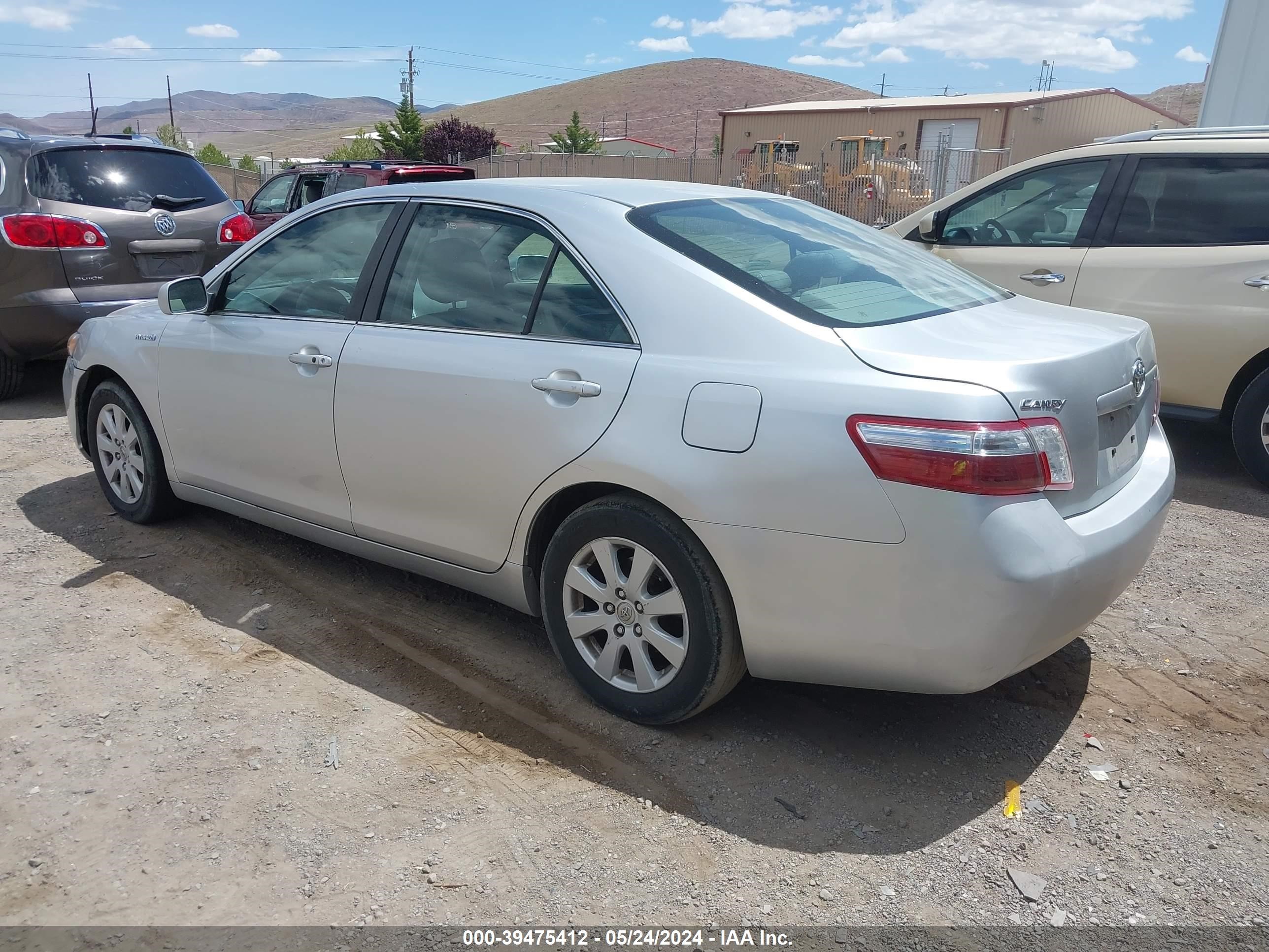 Photo 2 VIN: JTNBB46K773044729 - TOYOTA CAMRY 