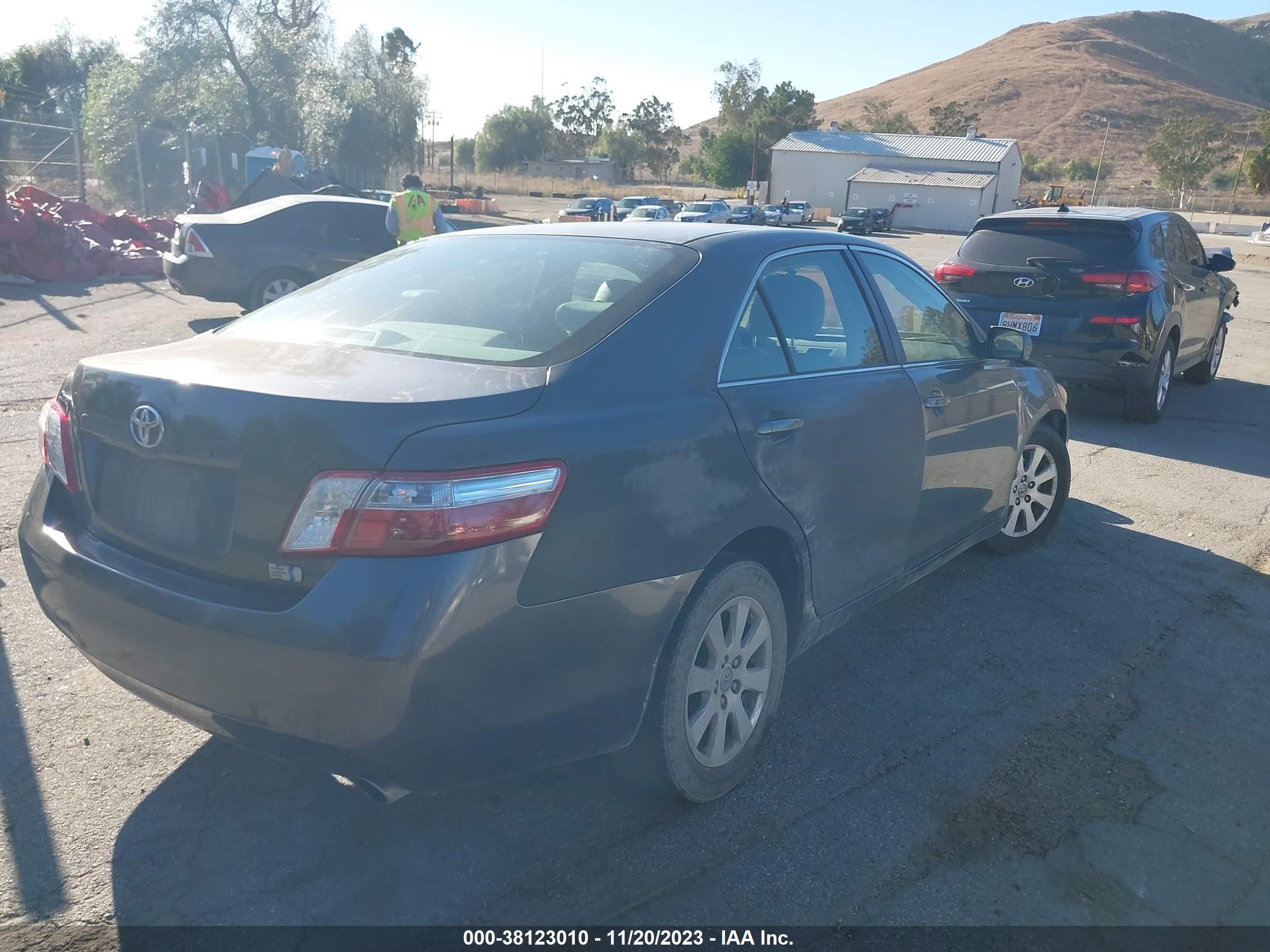 Photo 3 VIN: JTNBB46K993050079 - TOYOTA CAMRY 