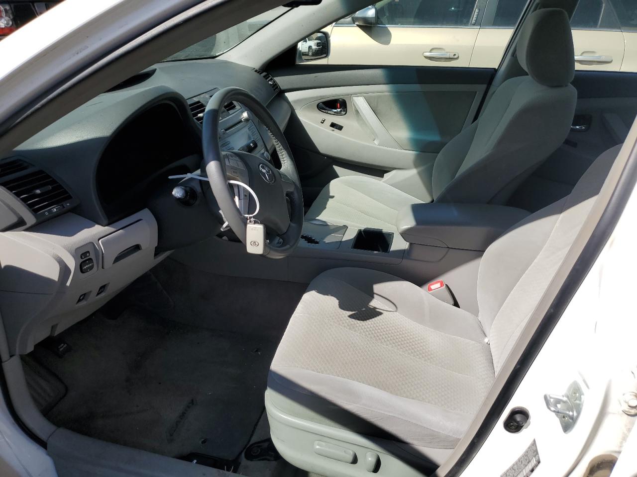 Photo 6 VIN: JTNBB46K993052172 - TOYOTA CAMRY 