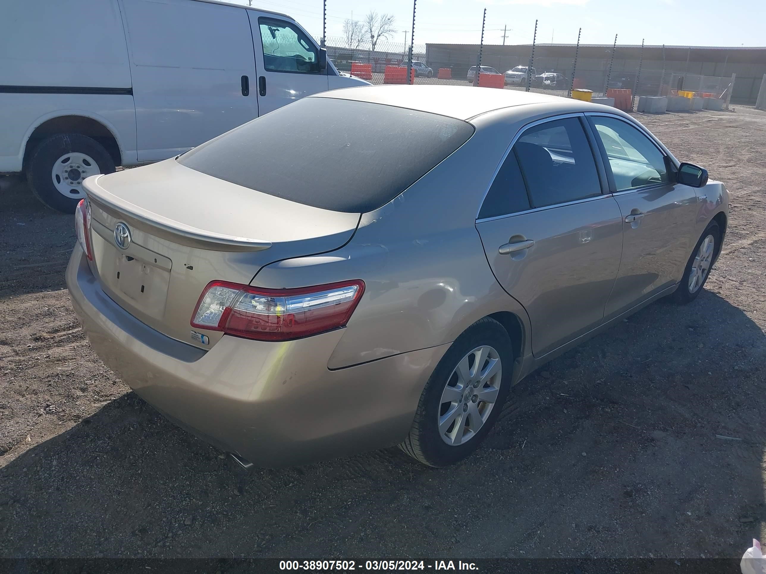 Photo 3 VIN: JTNBB46KX73009800 - TOYOTA CAMRY 