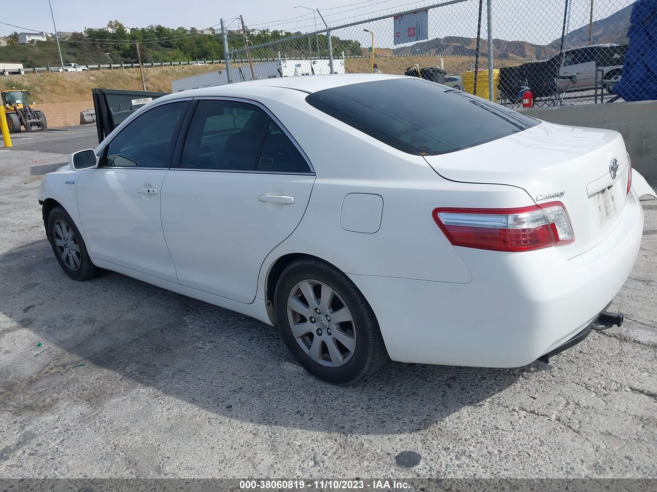 Photo 2 VIN: JTNBB46KX93052150 - TOYOTA CAMRY 