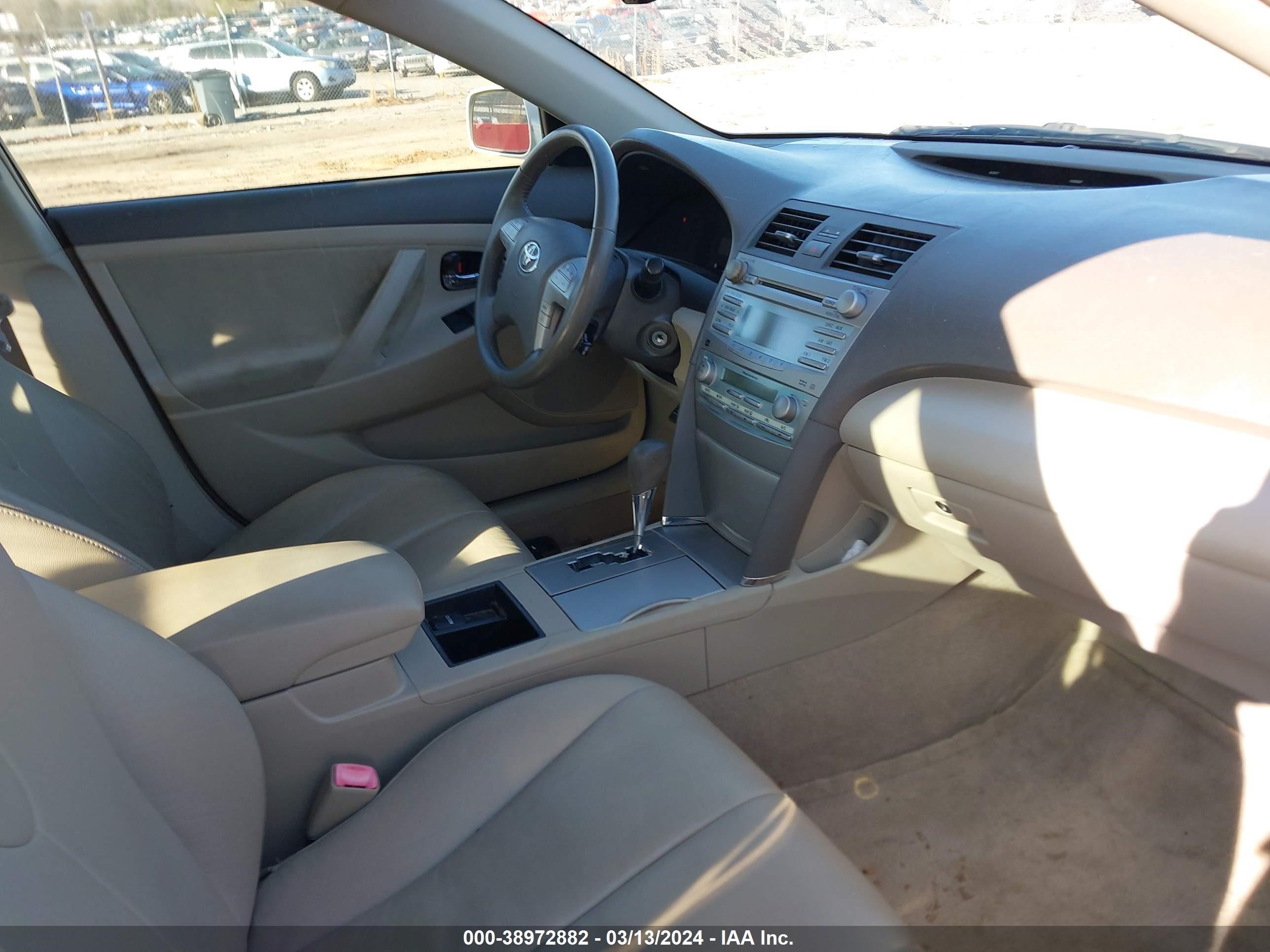 Photo 4 VIN: JTNBE46K073079376 - TOYOTA CAMRY 