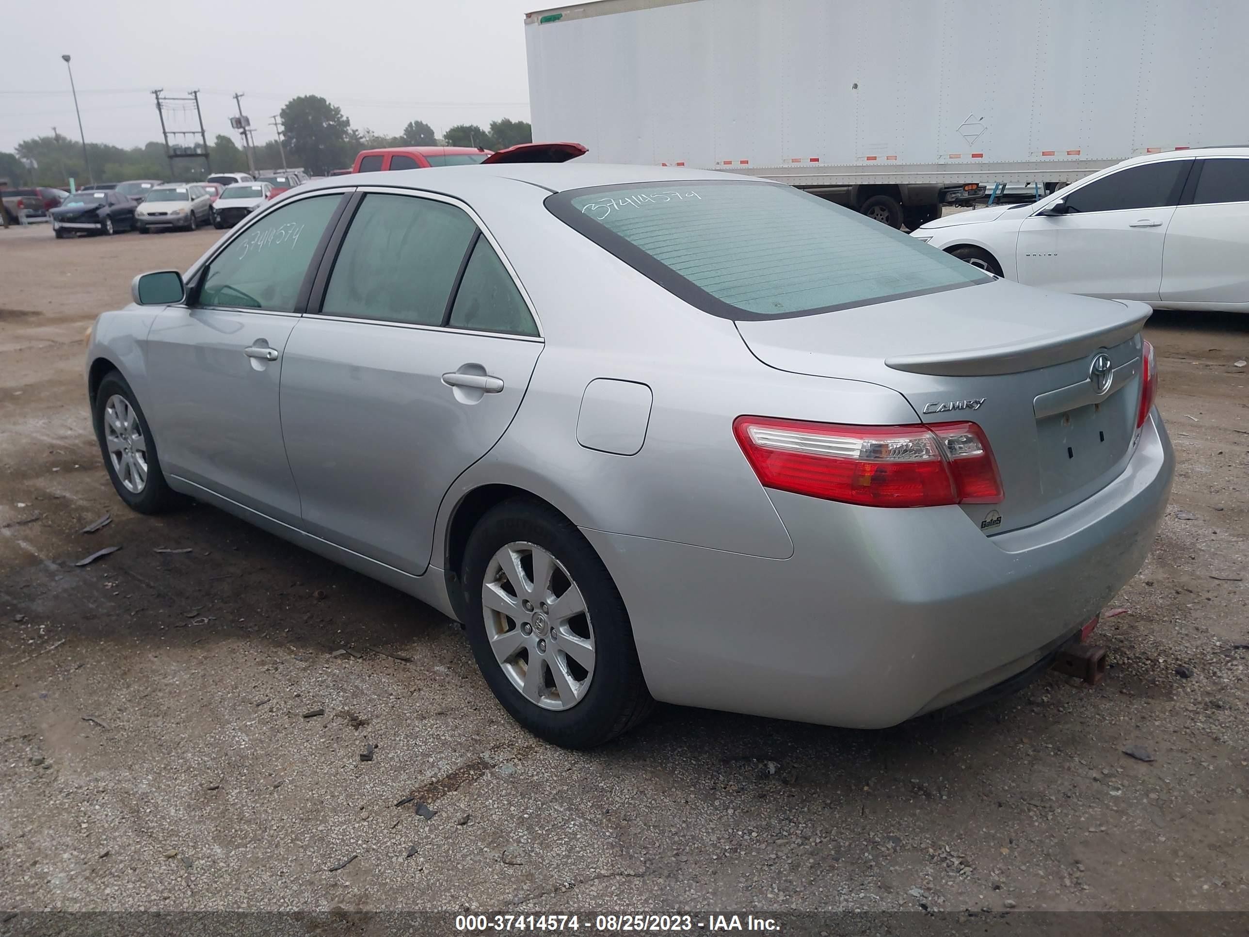 Photo 2 VIN: JTNBE46K073104762 - TOYOTA CAMRY 