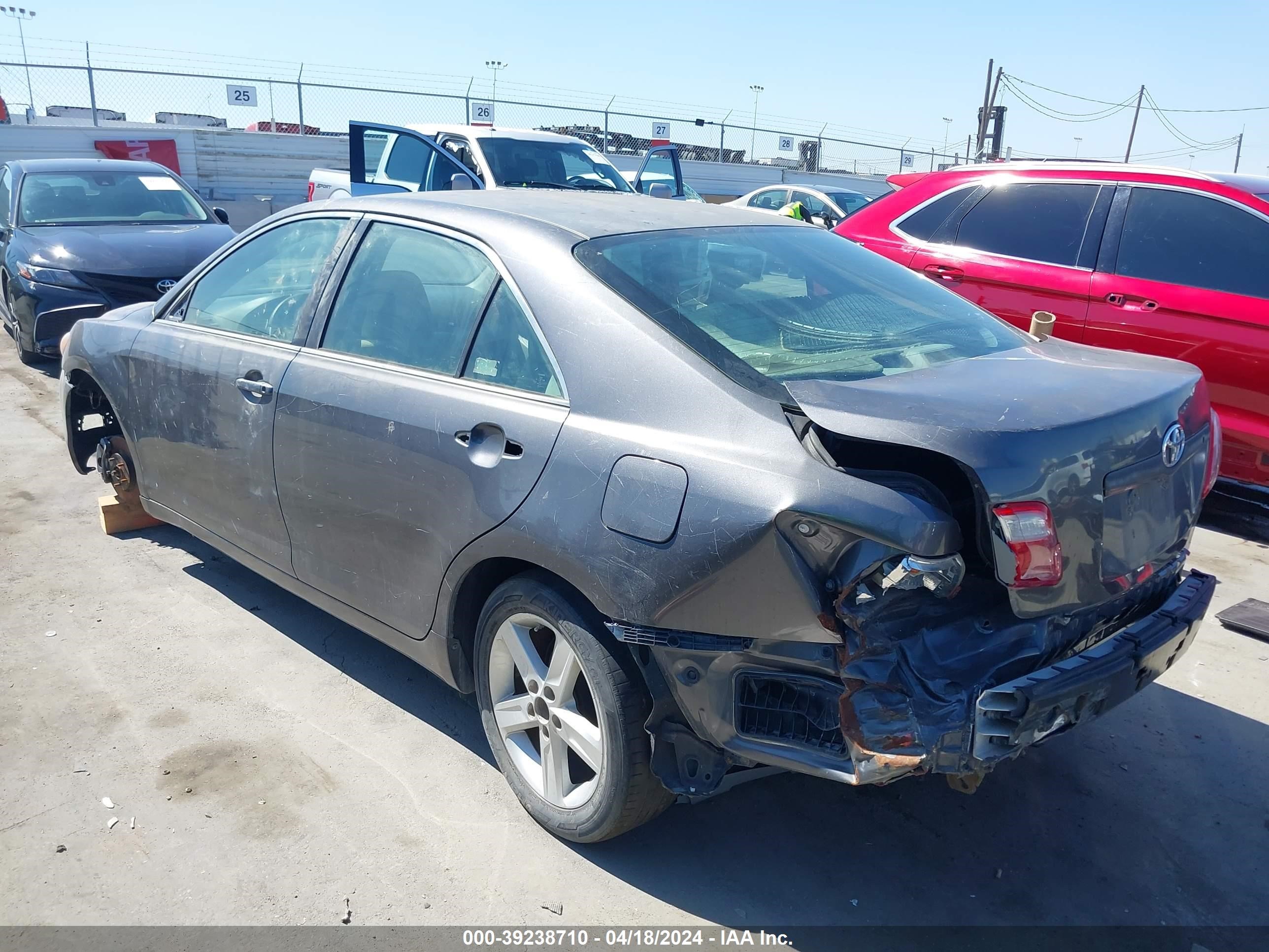 Photo 2 VIN: JTNBE46K093169842 - TOYOTA CAMRY 