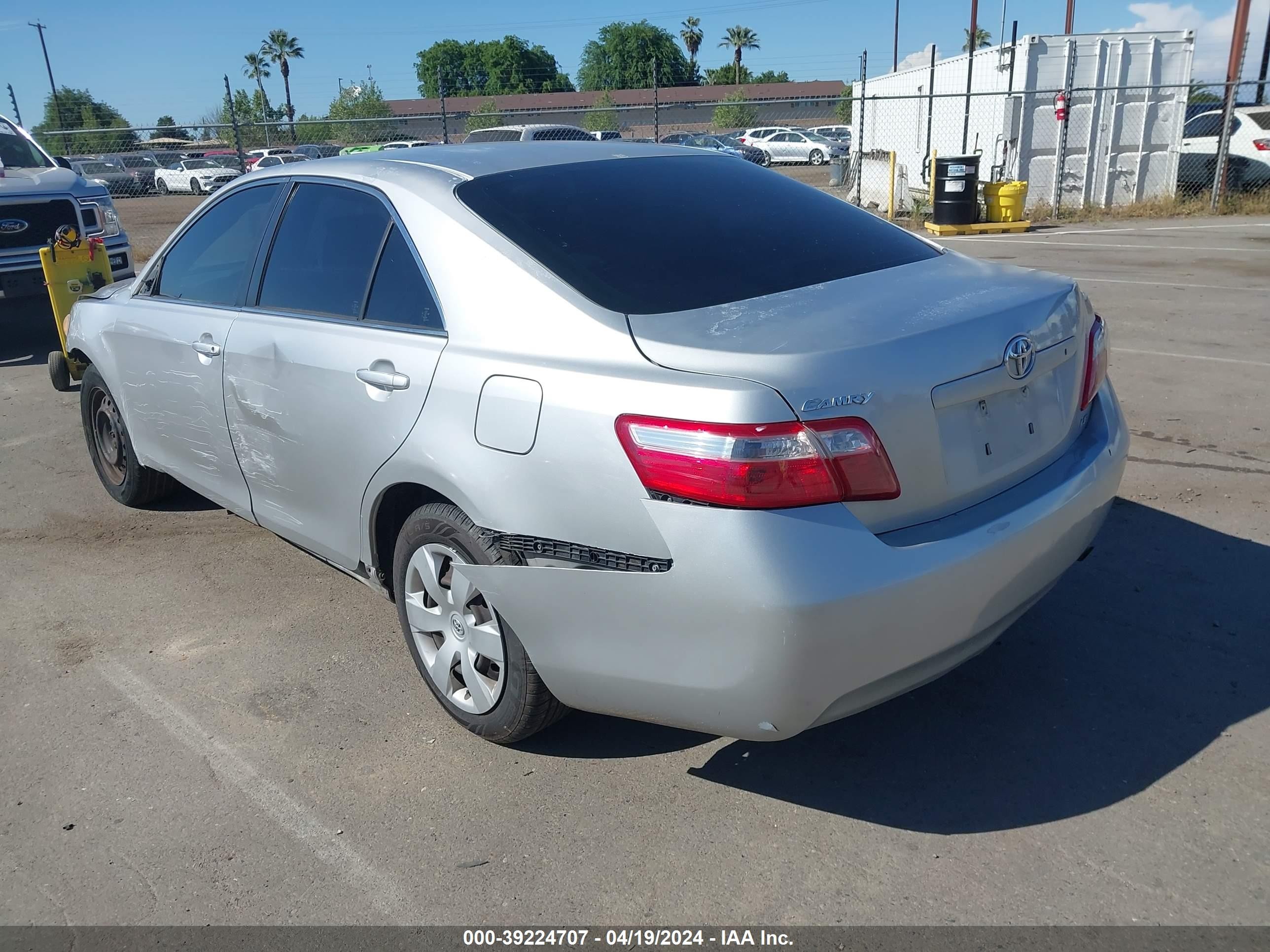 Photo 2 VIN: JTNBE46K093176919 - TOYOTA CAMRY 