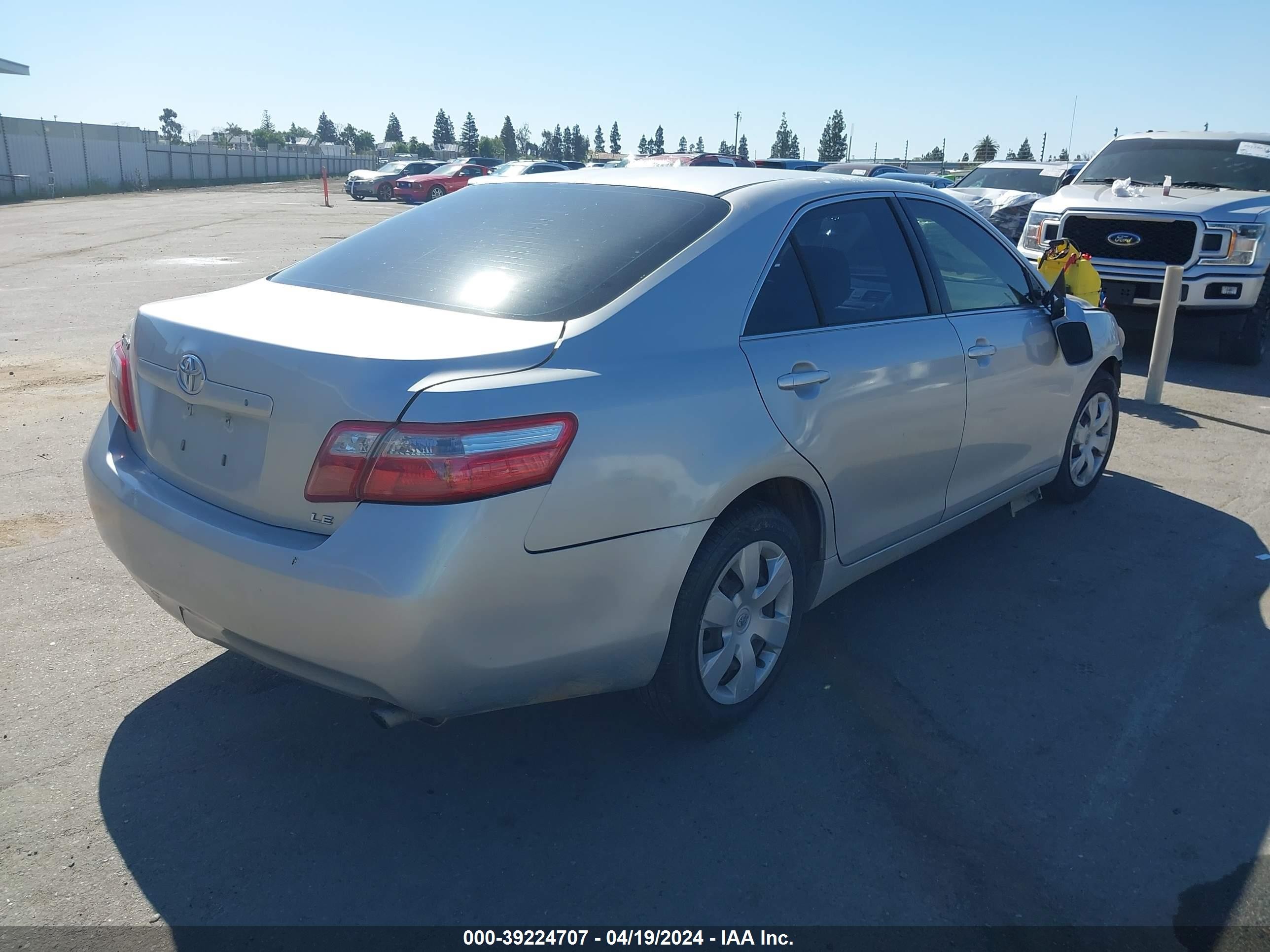 Photo 3 VIN: JTNBE46K093176919 - TOYOTA CAMRY 