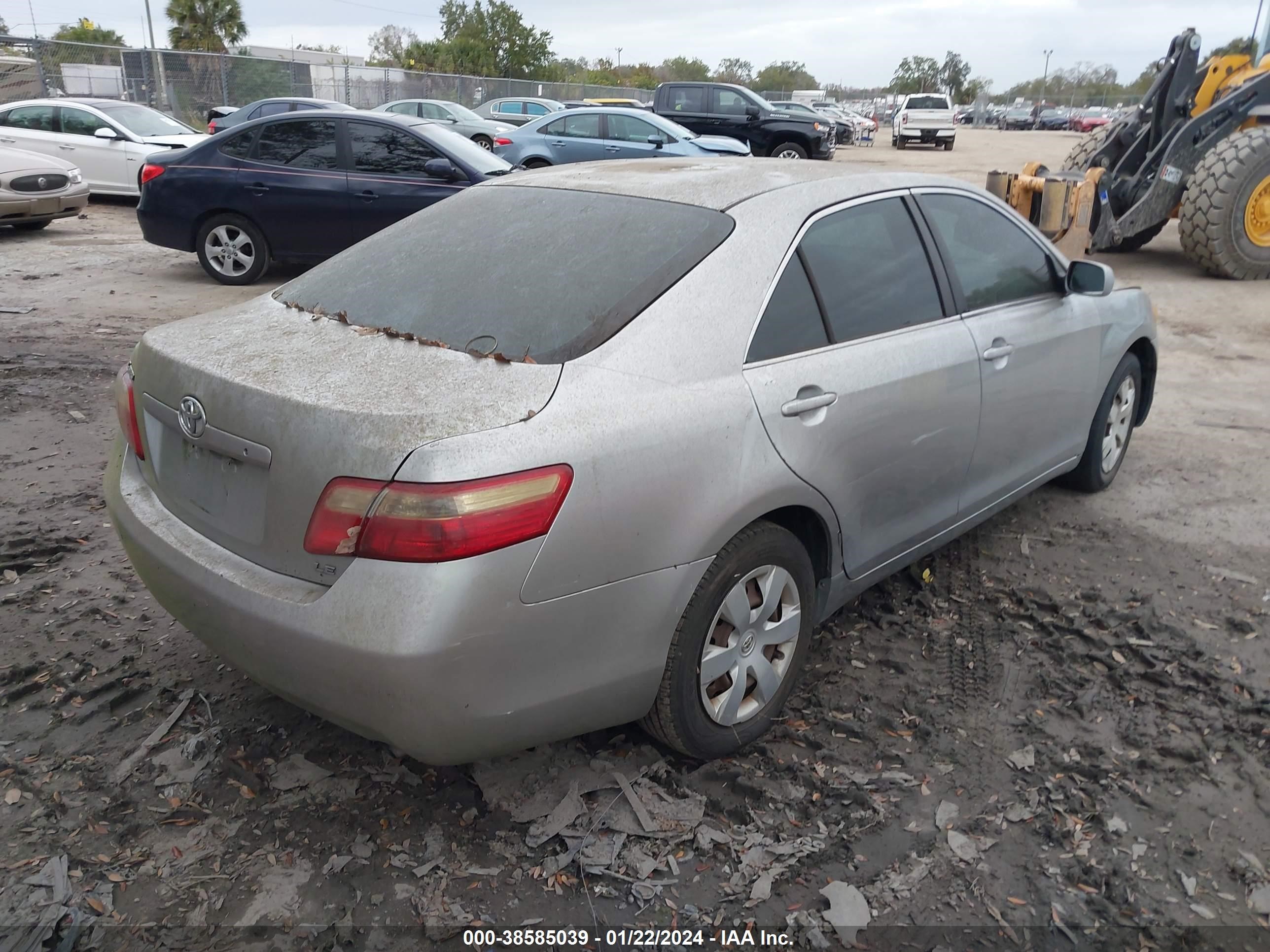 Photo 3 VIN: JTNBE46K173059301 - TOYOTA CAMRY 