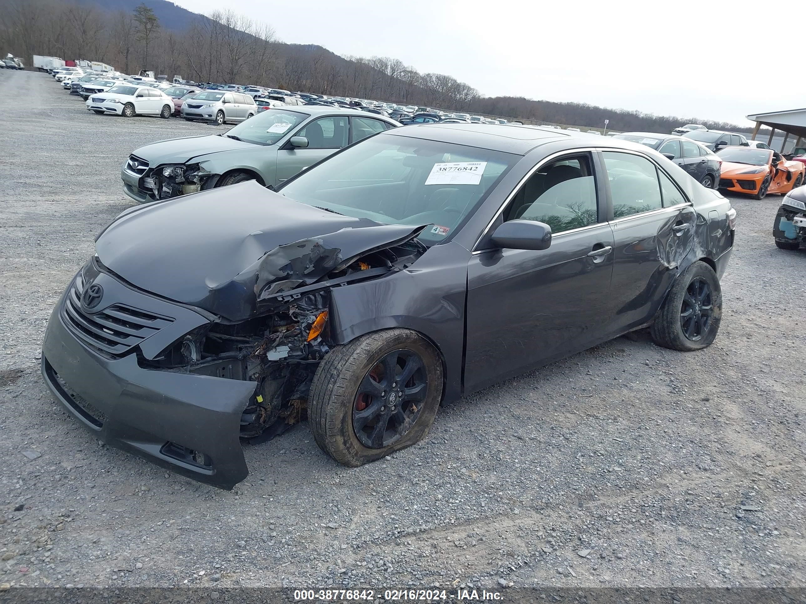 Photo 1 VIN: JTNBE46K173084666 - TOYOTA CAMRY 