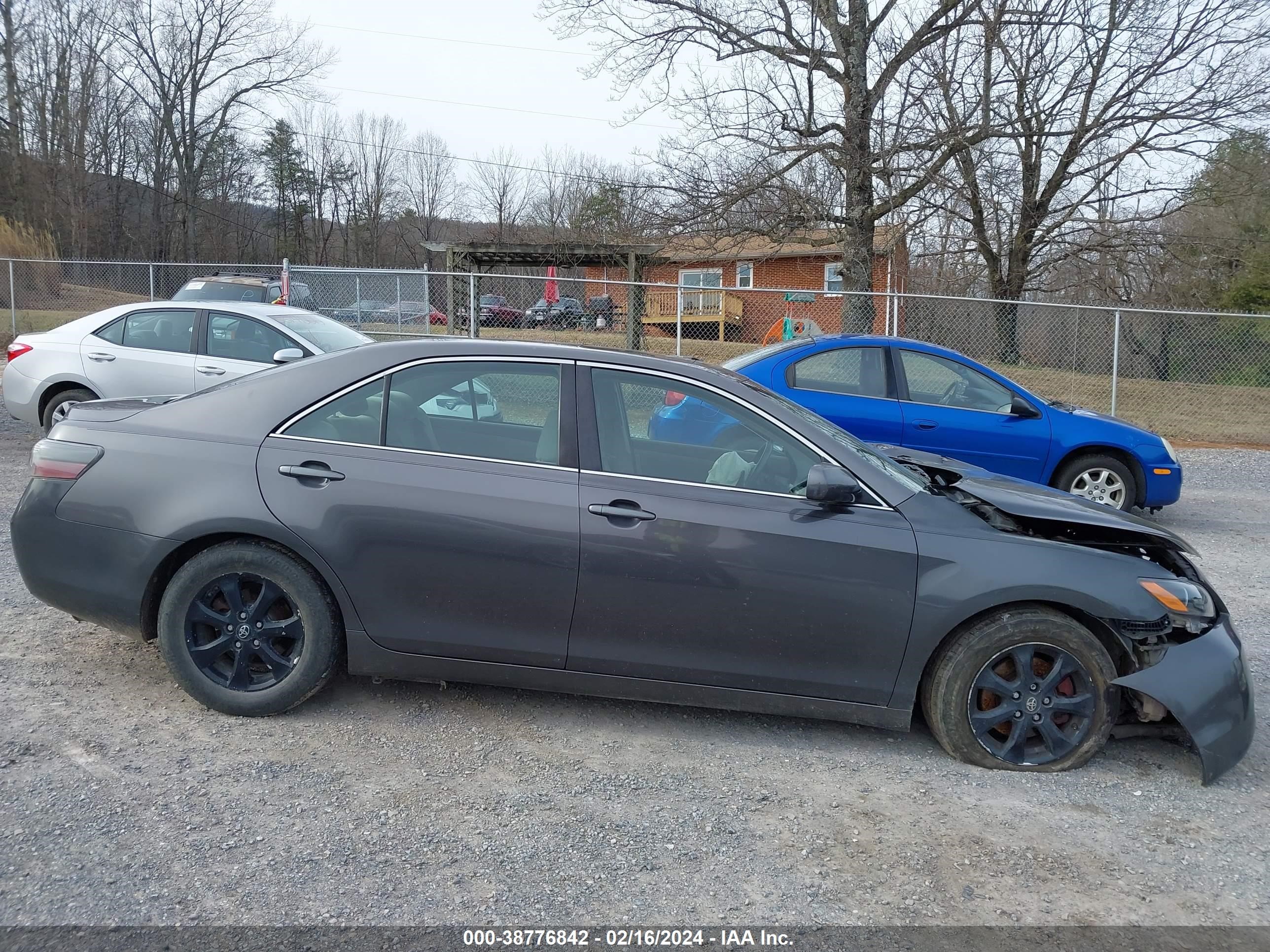 Photo 12 VIN: JTNBE46K173084666 - TOYOTA CAMRY 