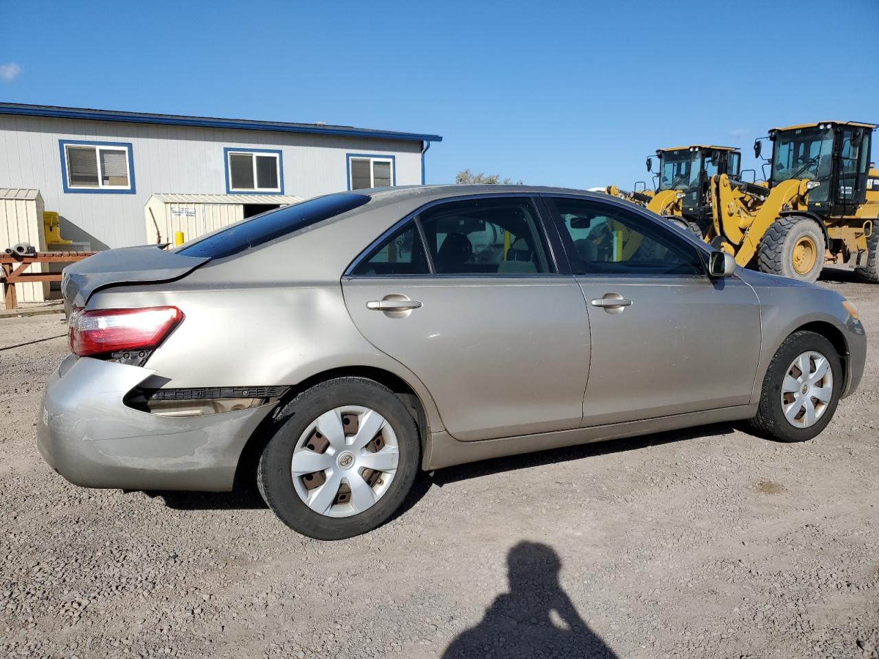 Photo 2 VIN: JTNBE46K273089570 - TOYOTA CAMRY 