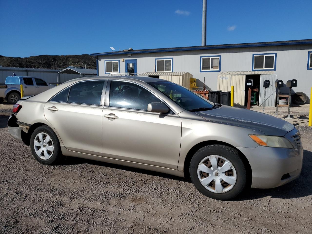 Photo 3 VIN: JTNBE46K273089570 - TOYOTA CAMRY 