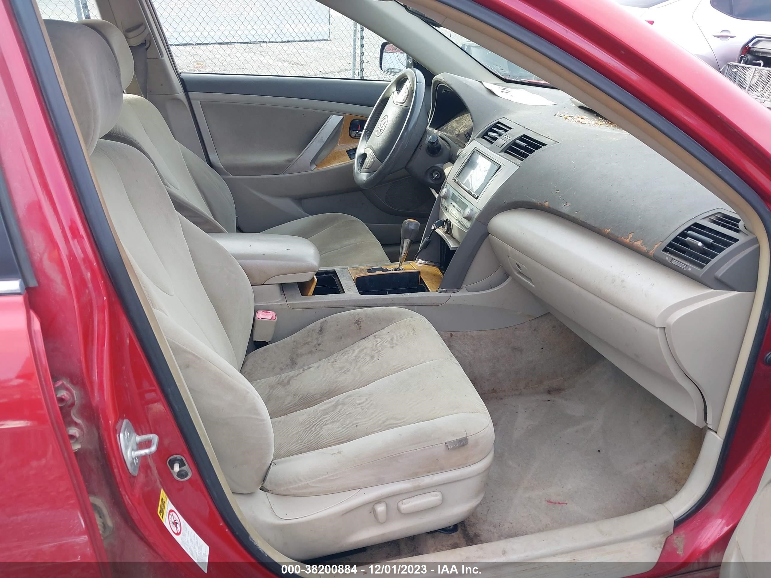 Photo 4 VIN: JTNBE46K273102527 - TOYOTA CAMRY 