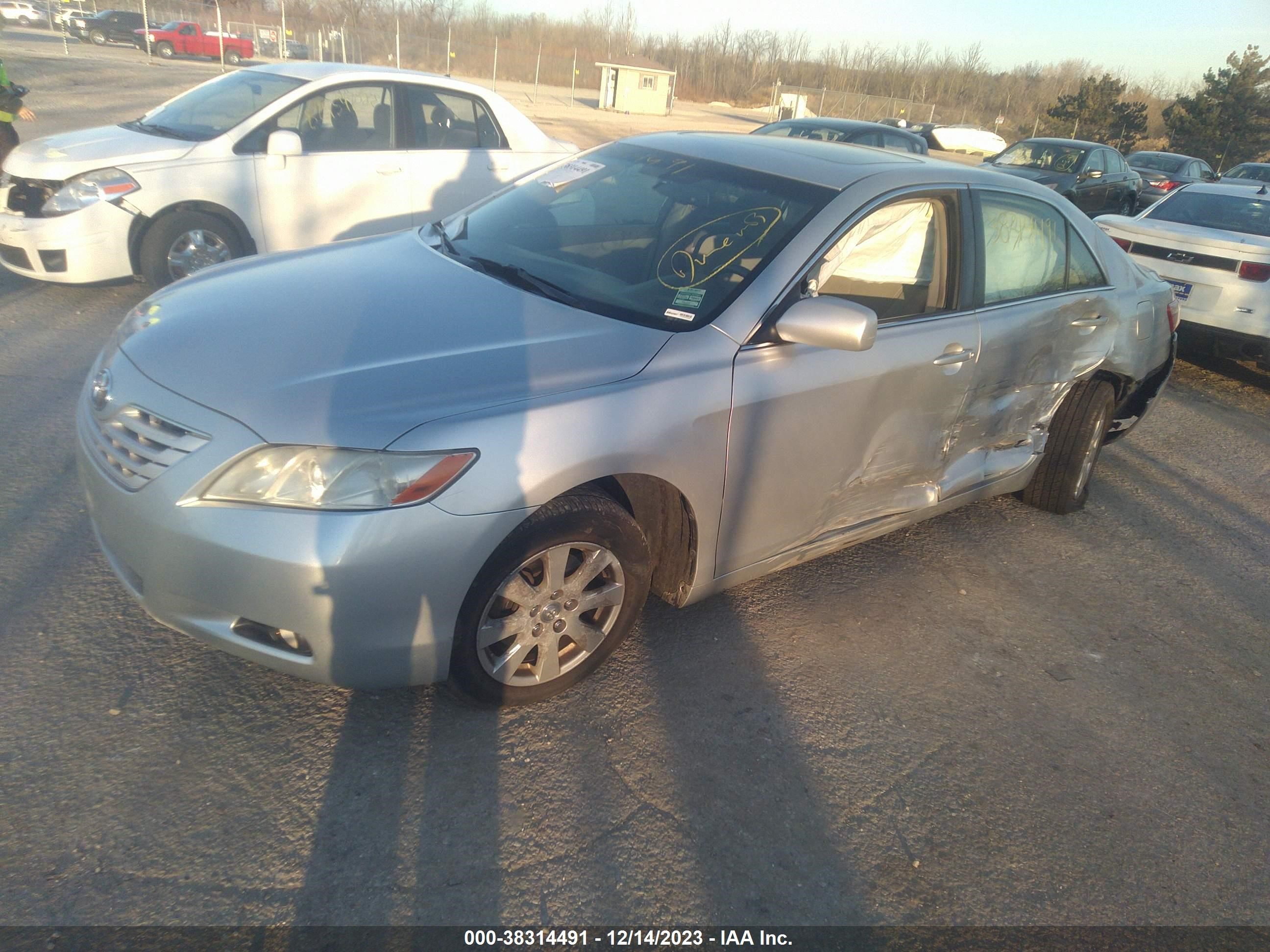 Photo 1 VIN: JTNBE46K473026891 - TOYOTA CAMRY 