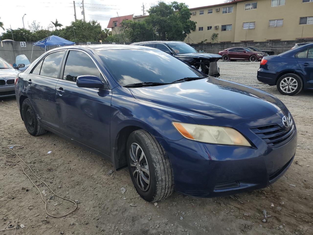 Photo 3 VIN: JTNBE46K573068731 - TOYOTA CAMRY 