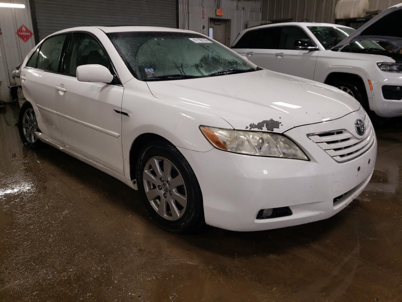 Photo 3 VIN: JTNBE46K673104538 - TOYOTA CAMRY 