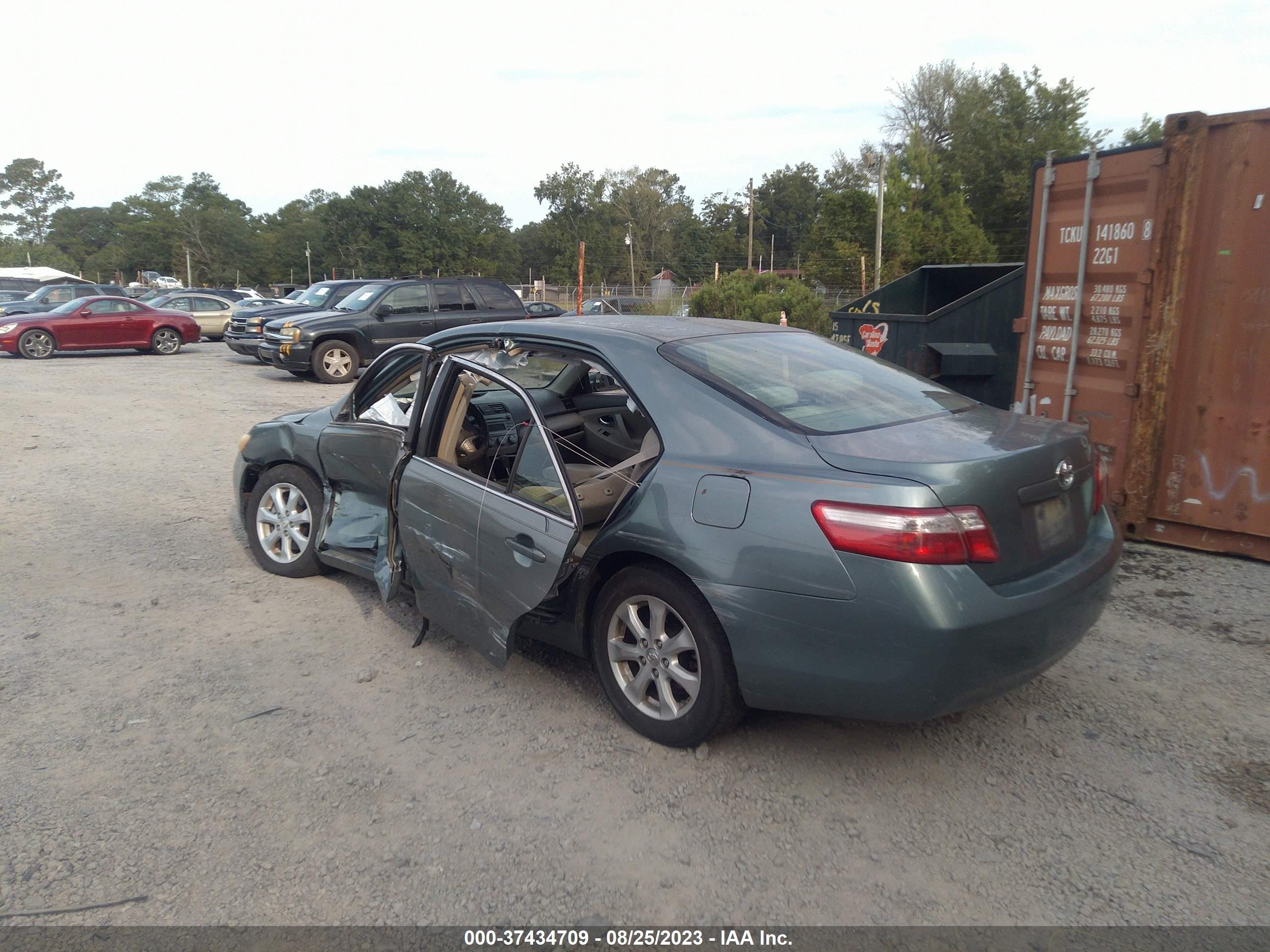 Photo 2 VIN: JTNBE46K683148508 - TOYOTA CAMRY 