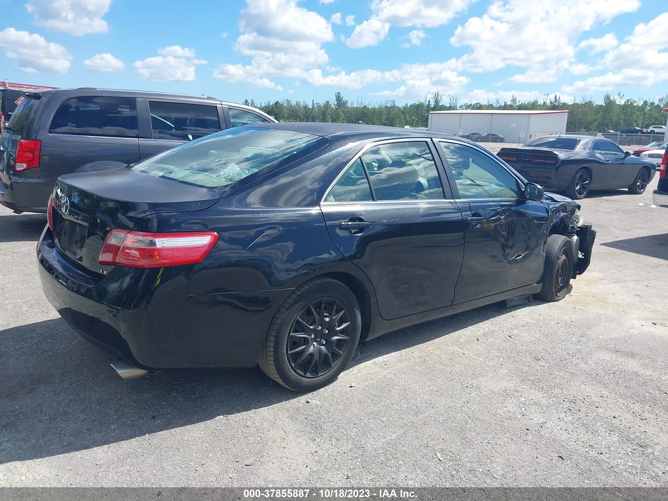 Photo 3 VIN: JTNBE46K873057710 - TOYOTA CAMRY 