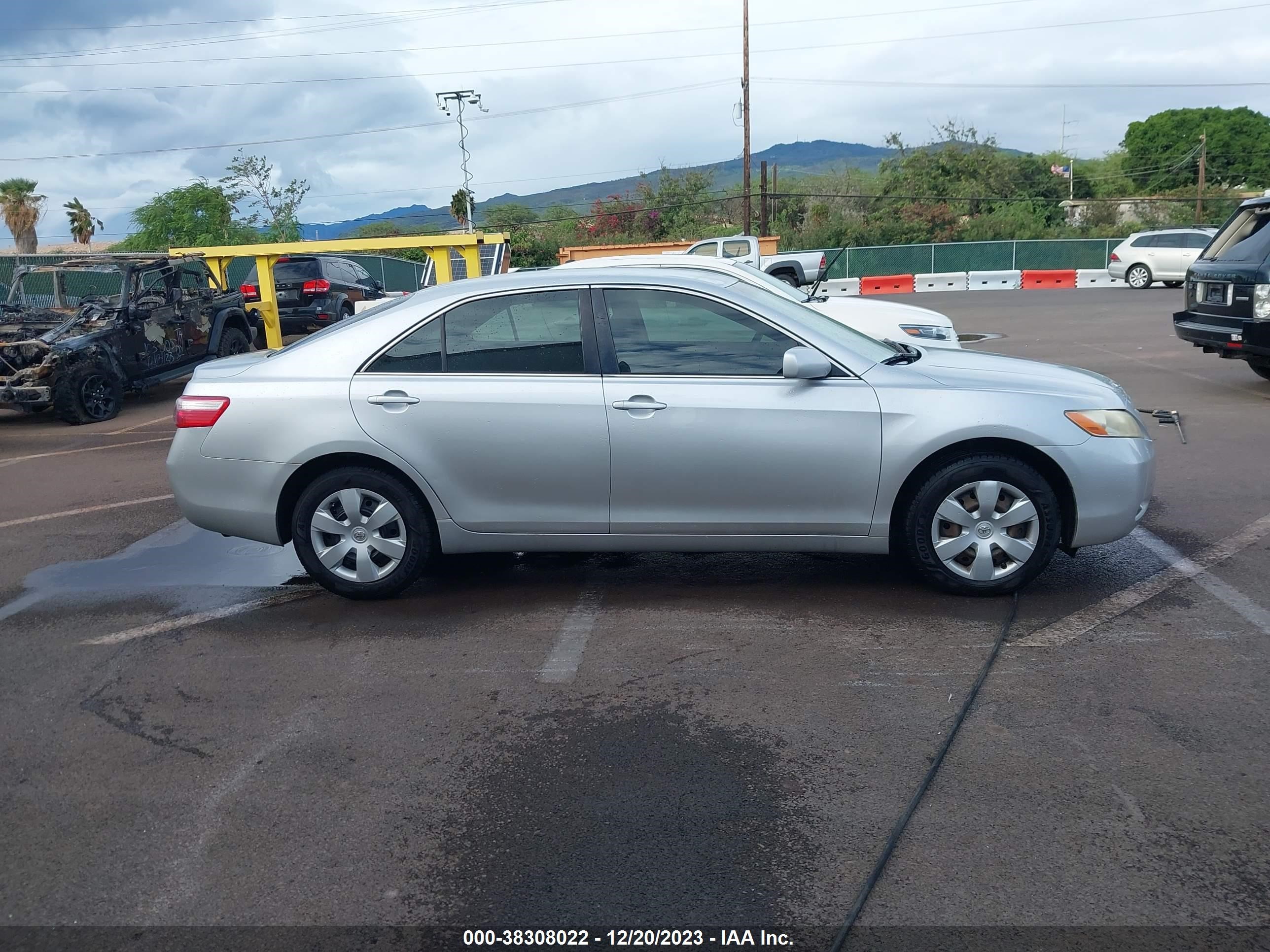 Photo 12 VIN: JTNBE46K893163612 - TOYOTA CAMRY 