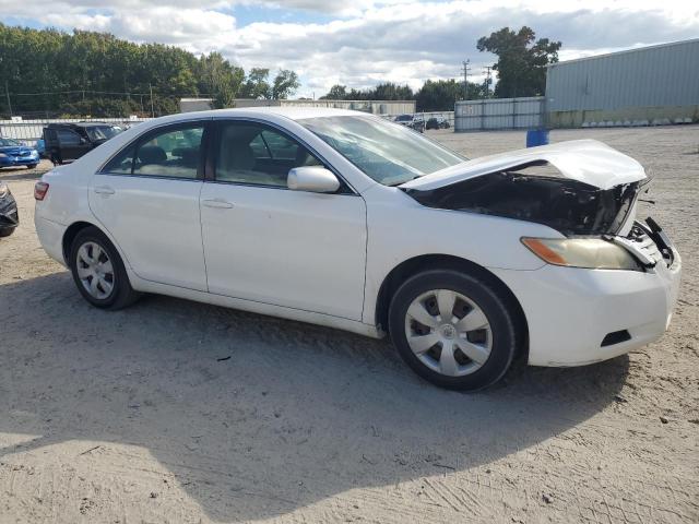 Photo 3 VIN: JTNBE46K973097262 - TOYOTA CAMRY CE 