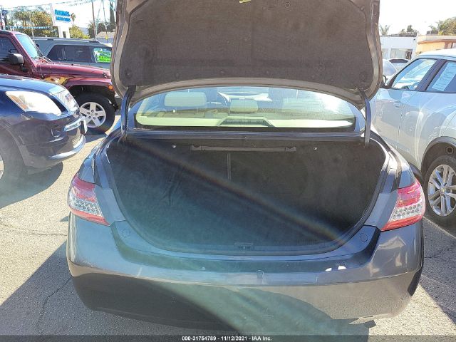 Photo 5 VIN: JTNBF3EK1B3008205 - TOYOTA CAMRY 