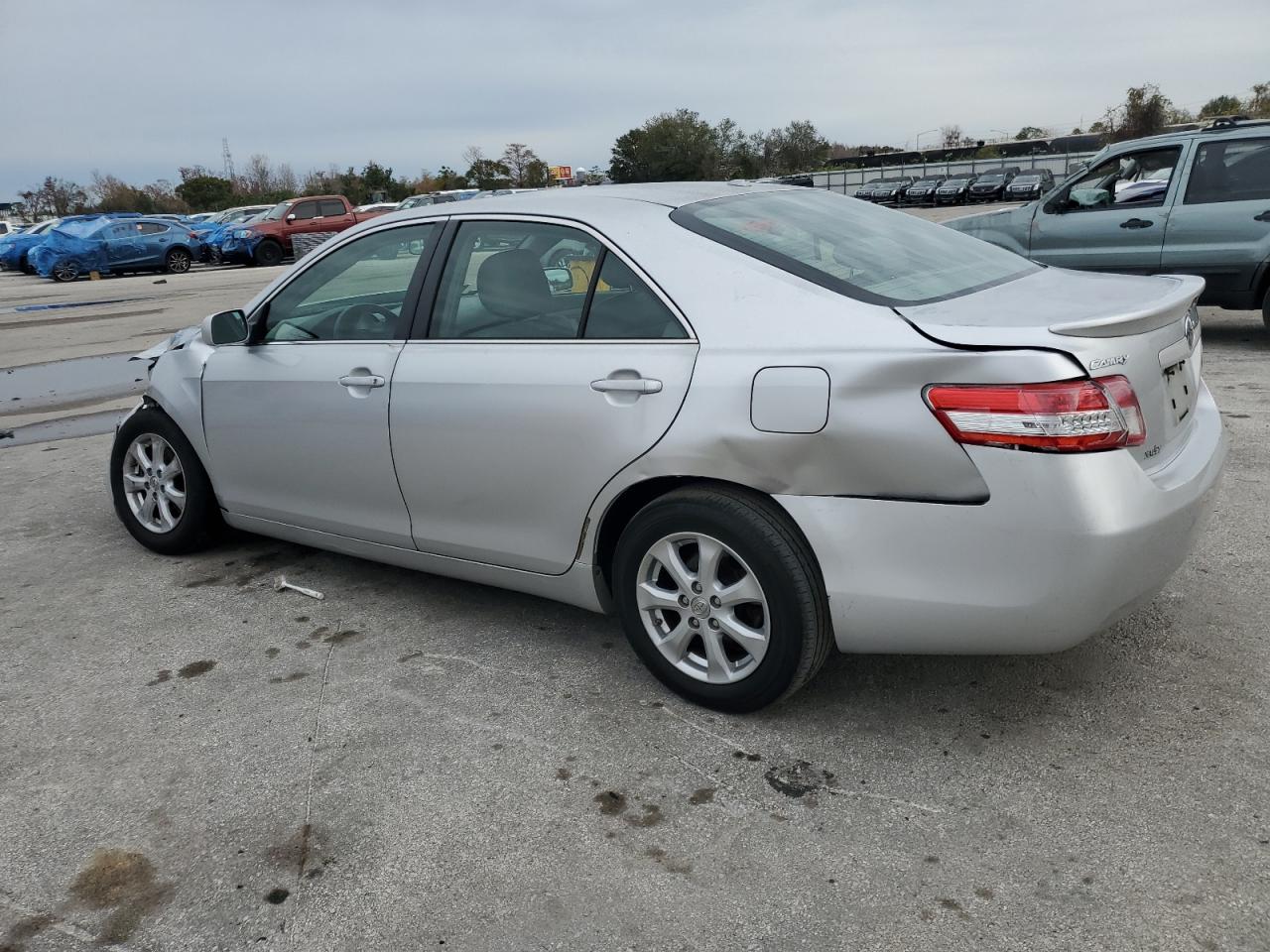 Photo 1 VIN: JTNBF3EK2A3001519 - TOYOTA CAMRY 