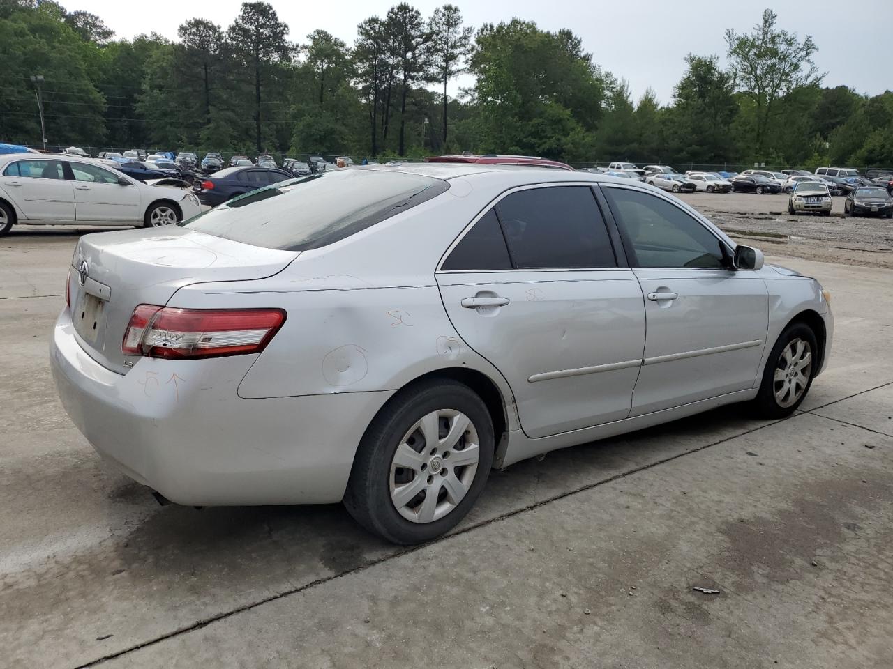 Photo 2 VIN: JTNBF3EK3A3000833 - TOYOTA CAMRY 