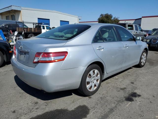 Photo 2 VIN: JTNBF3EK3A3004235 - TOYOTA CAMRY 