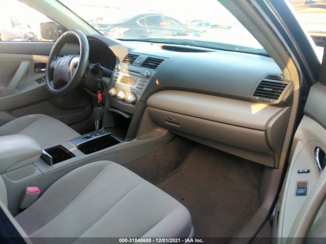 Photo 4 VIN: JTNBF3EK6A3001698 - TOYOTA CAMRY 