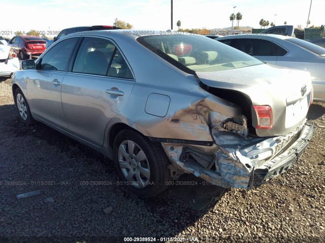 Photo 2 VIN: JTNBF3EK9B3010929 - TOYOTA CAMRY 