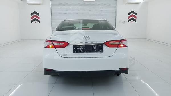 Photo 6 VIN: JTNBF9HK9K3042925 - TOYOTA CAMRY 