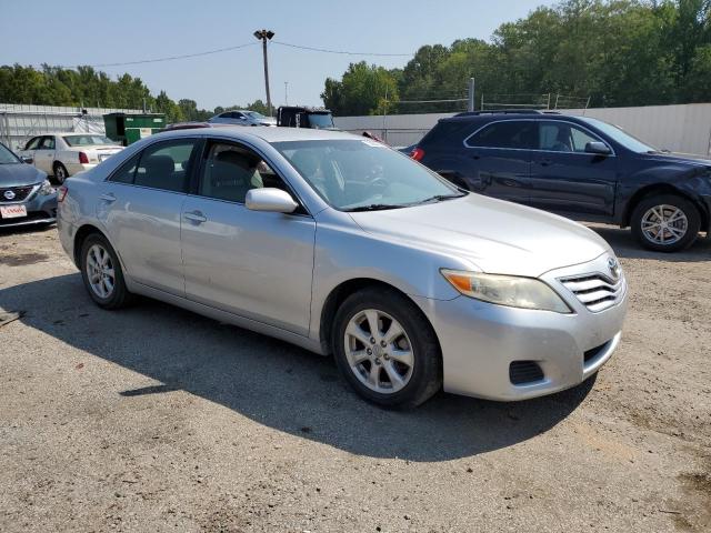 Photo 3 VIN: JTNBK3EK2B3050684 - TOYOTA CAMRY SE 