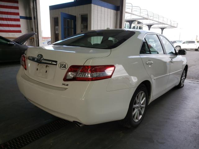 Photo 3 VIN: JTNBK3EK8A3046170 - TOYOTA CAMRY SE 