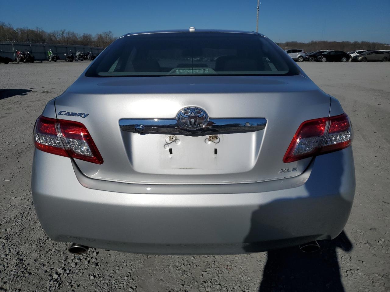 Photo 5 VIN: JTNBK3EK9A3046498 - TOYOTA CAMRY 