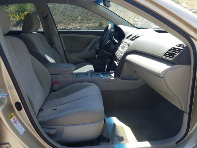 Photo 4 VIN: JTNBK3EK9A3048073 - TOYOTA CAMRY SE 