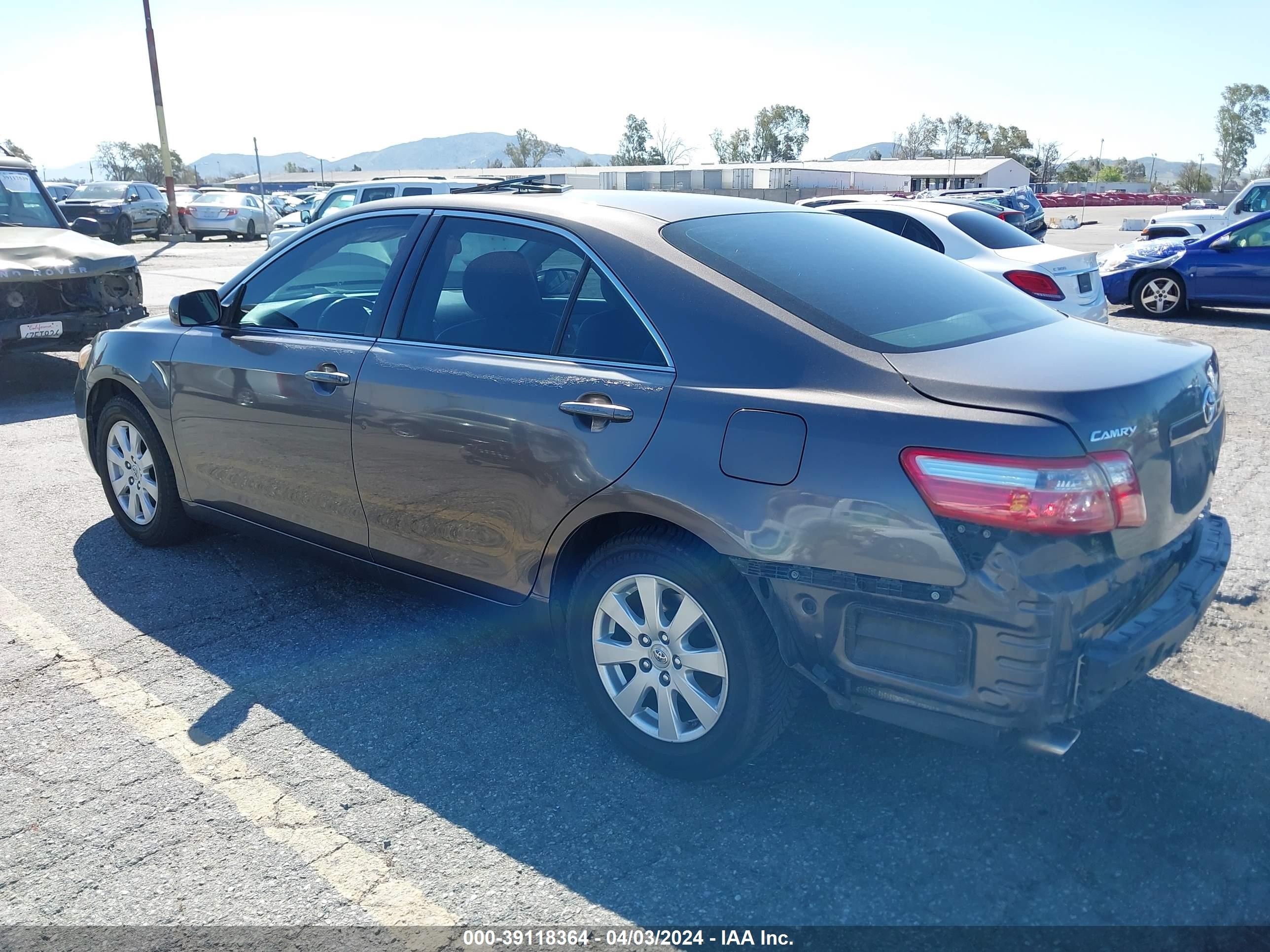 Photo 2 VIN: JTNBK46K073007313 - TOYOTA CAMRY 